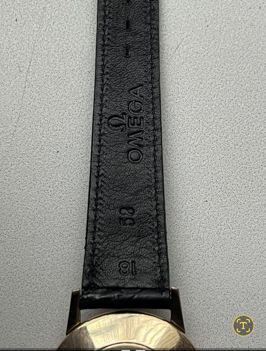 Годинник швейцарский Omega