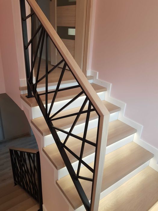 Schody drewniane , balustrady , trepy dębowe , warszawa