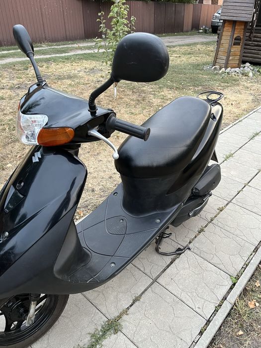 Продам скутер сузукі летс 2 бабочка