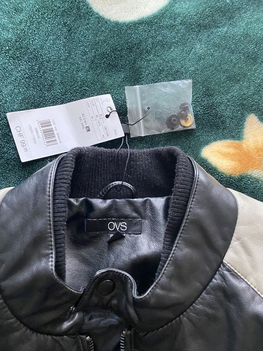 Байкерська шкіряна куртка