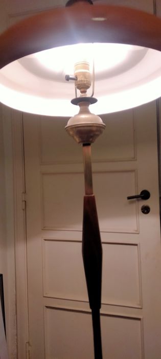 Candeeiro de pé vintage