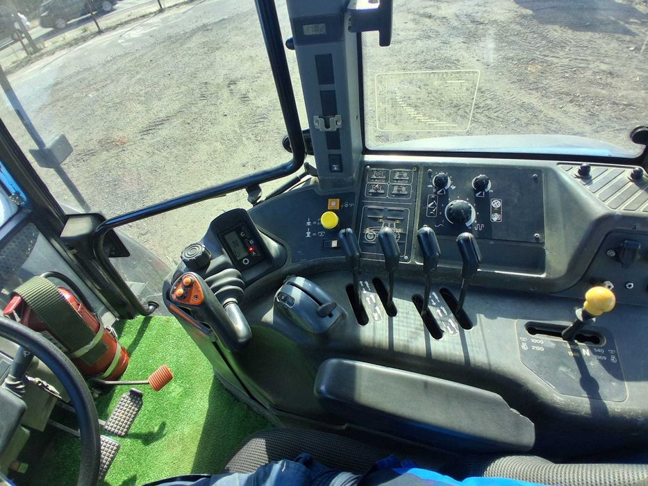 Tractor em bom estado