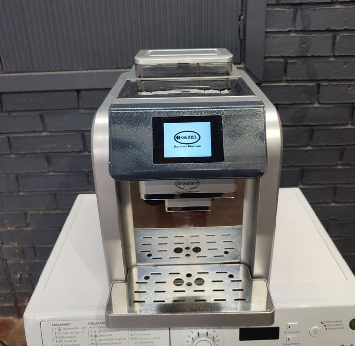 Кавомашина / Кофемашина Phillips 2200 series. Склад-магазин. Є вибір