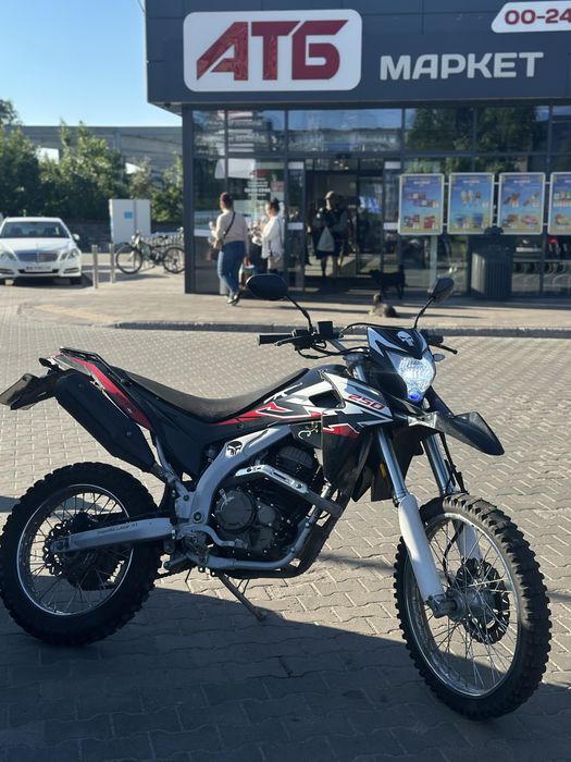 Продам мотоцикл Loncin 250