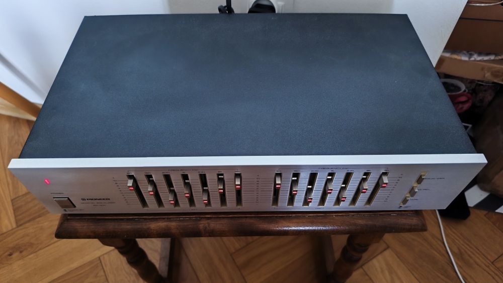 Pioneer SG-300 korektor graficzny equalizer