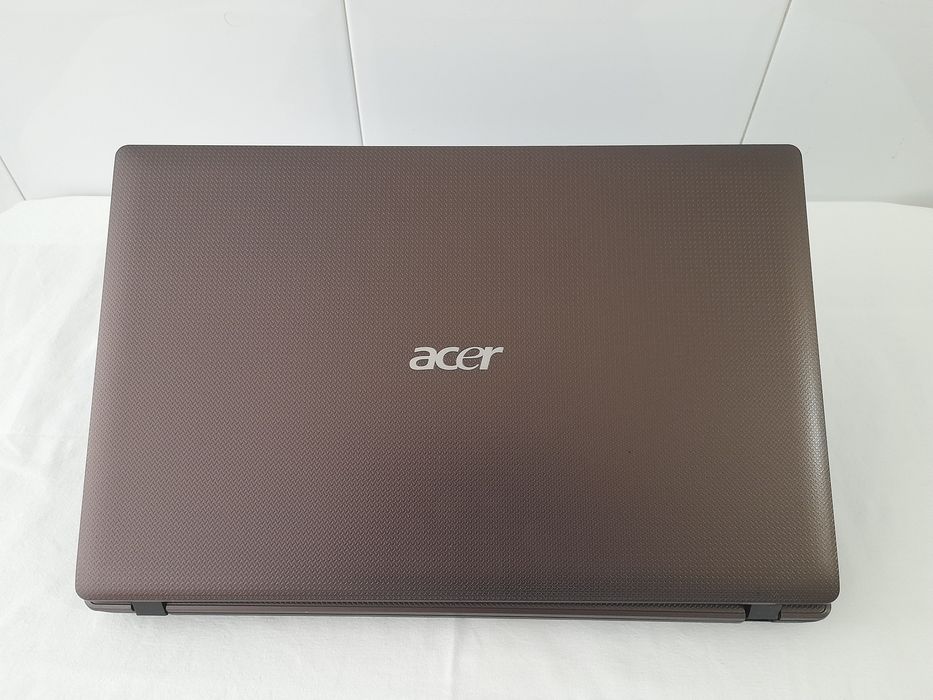 Portátil Acer | Processador: i5 | Ram: 8 GB | Carregador incluído
