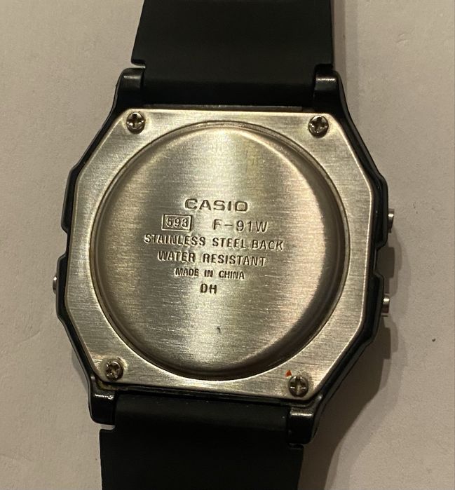 Conjunto de dois relógios, Casio Alarm Chronograph & Tiger