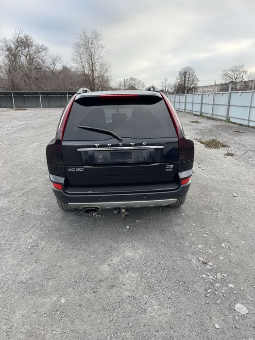 В розборі Вольво хс90 2011 року 2.4 дизель