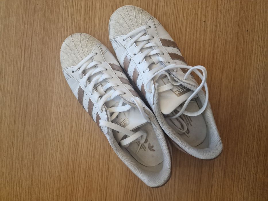 Tenis Adidas Superstar