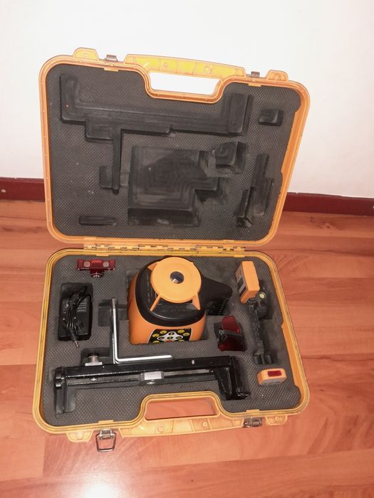 Niwelator laserowy obrotowy lamigo spin 210