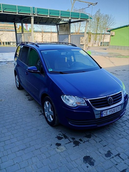 Продам Volkswagen Touran
