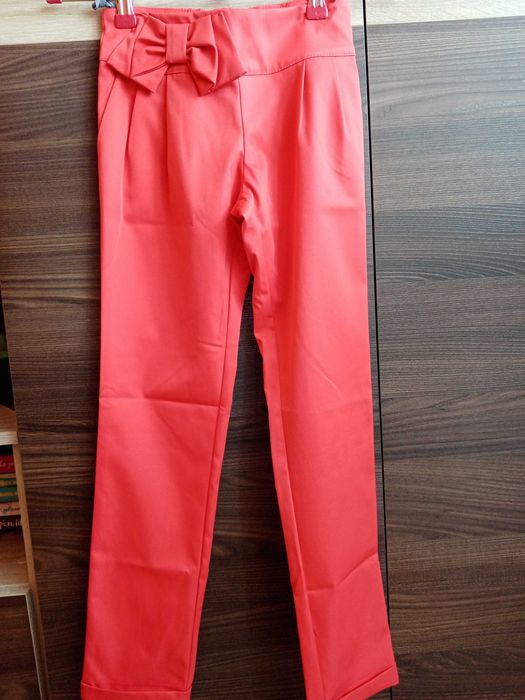 Eleganckie spodnie dziewczęce