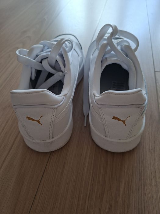Puma carina Street 40  25,5 cm