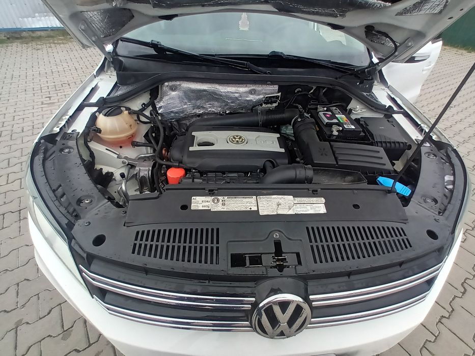 Продаєтьця хороше авто тільки пригнане