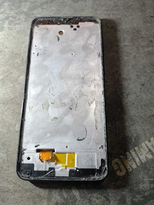 Телефони на запчастини