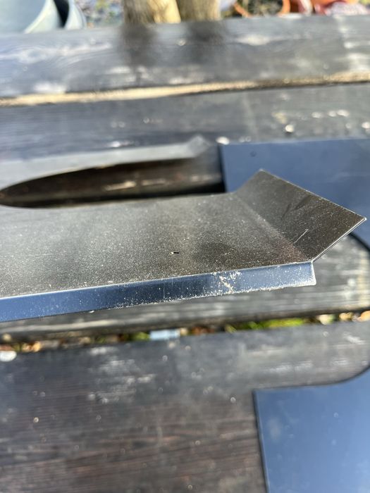 Osłona/maskownica sufitu do przejscia konowego nowa