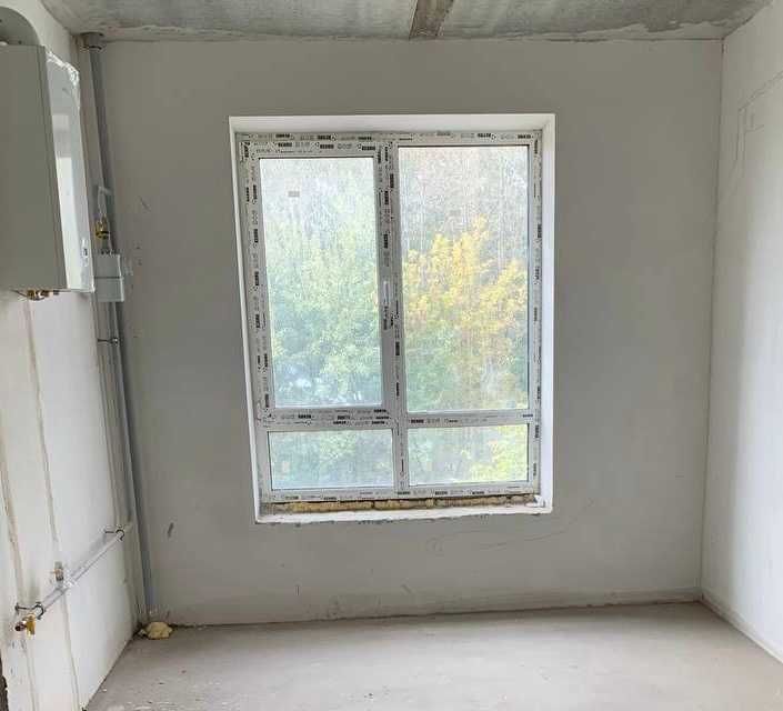 1 к квартира з гарним виглядом/ 2-й поверх/ Газове опалення/ Зданий ЖК