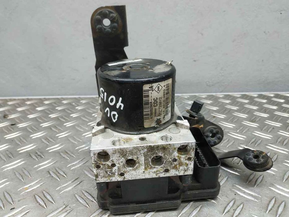 Renault (RVI) Megane 3 09- Блок ABS  DV4015 476605296R