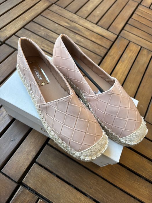 Espadryle pudrowy roz DeeZee