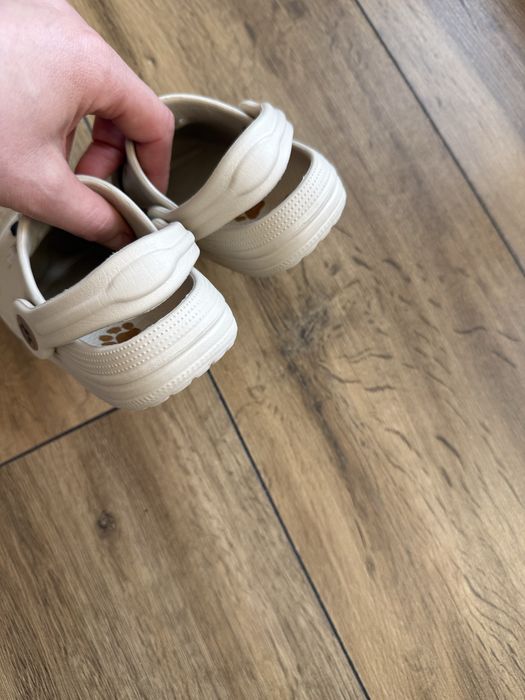 Продам шльопанці Next