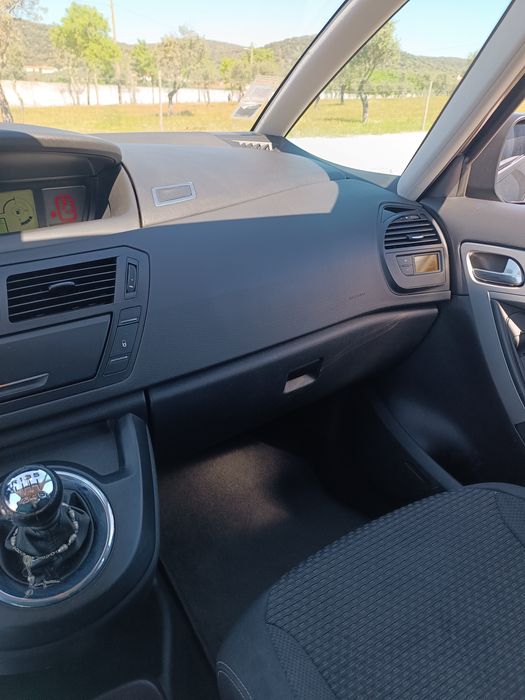 Citroën Grand C4 Picasso 1.6 HDi (7 Lugares)