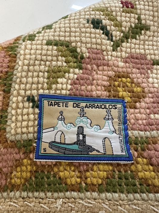 Conjunto de 3 Tapetes de Arraiolos Originais – Excelente Estado