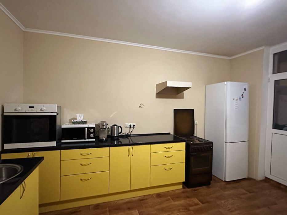 Здаеться  кімната