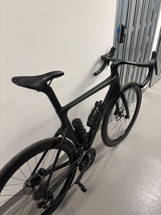 Rower szosowy AERO full karbon