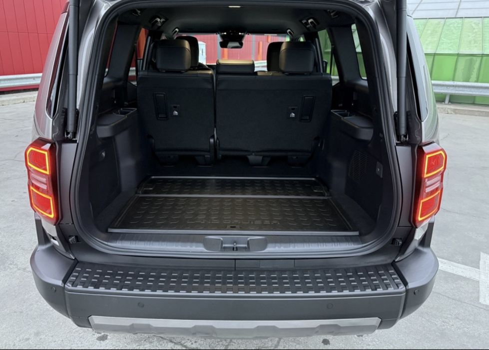 Toyota Land Cruiser Prado 2024