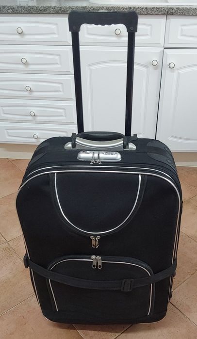 MALA DE VIAGEM DE PORÃO. Casa,Arrumação,Quarto,Passeio,Mudanças.
