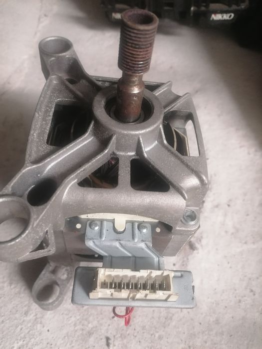 Motor máquina de lavar roupa