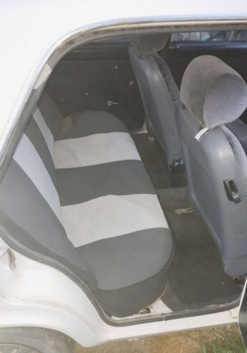 Автомобіль ВАЗ 2106