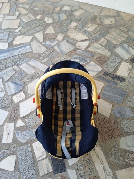 Cadeirinha de bebé