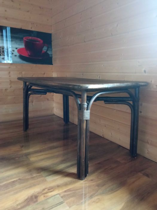 Stół do jadalni lub salonu