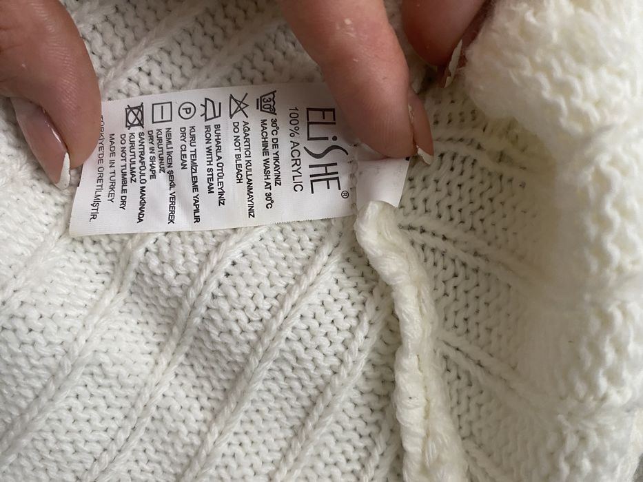 Вязана біла кофта светр S