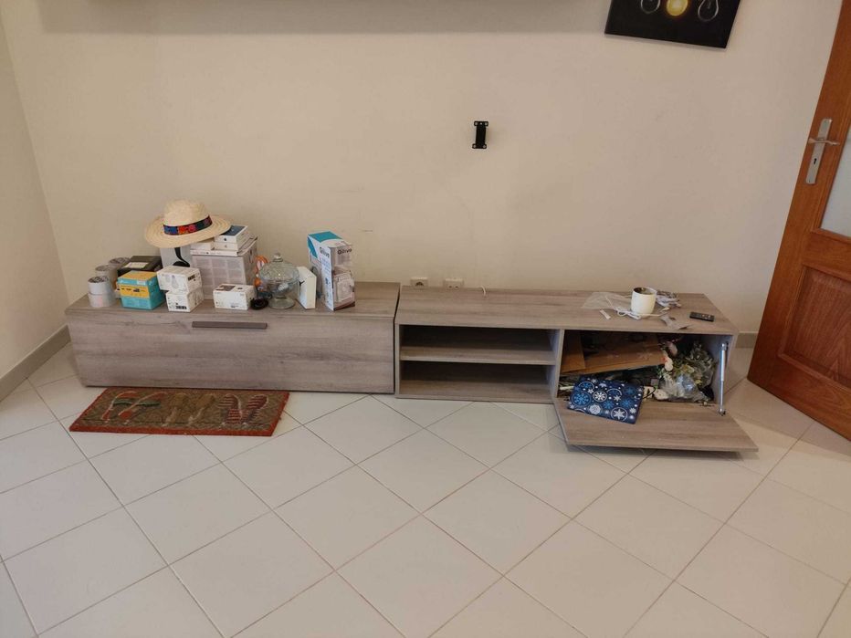 Conjunto Móveis Sala (Base de TV + Estante)