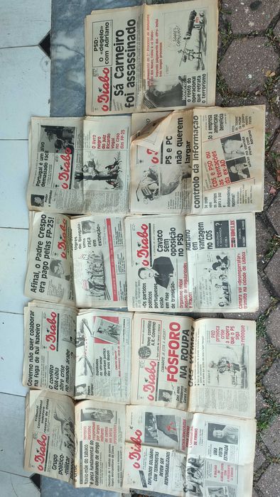 Lote 49 Jornais O Diabo - Anos 80