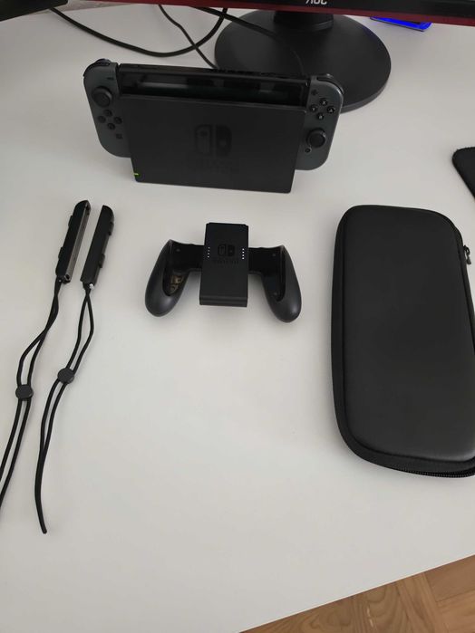 Nintendo Switch V2 cinzenta e acessórios