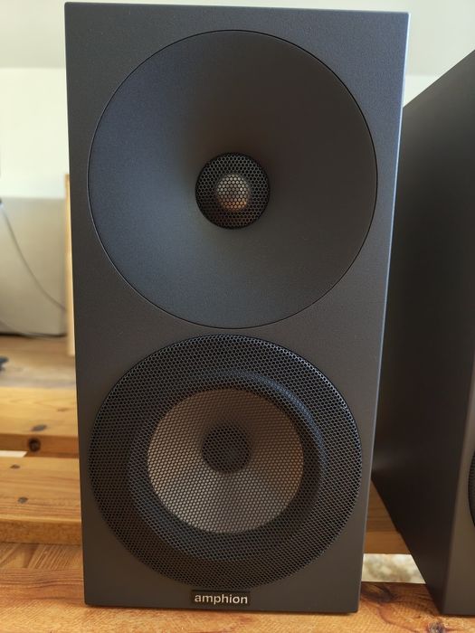 Colunas Amphion Argon 1 novas