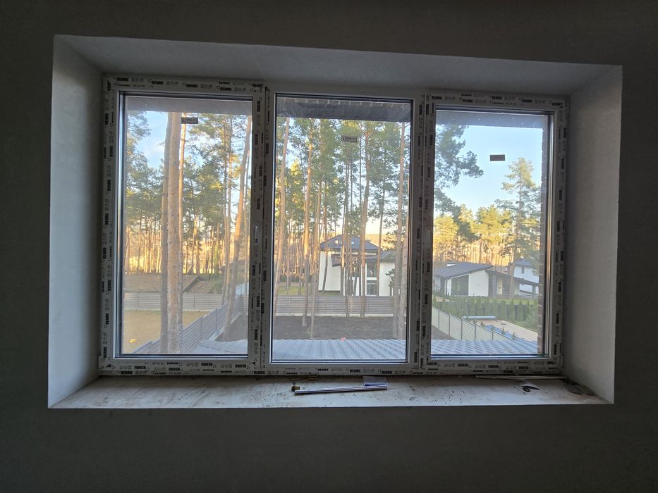 Будинок 270м2 в соснах гараж с. Ходосівка містечко охорона поруч Хотів Круглик  Лісники