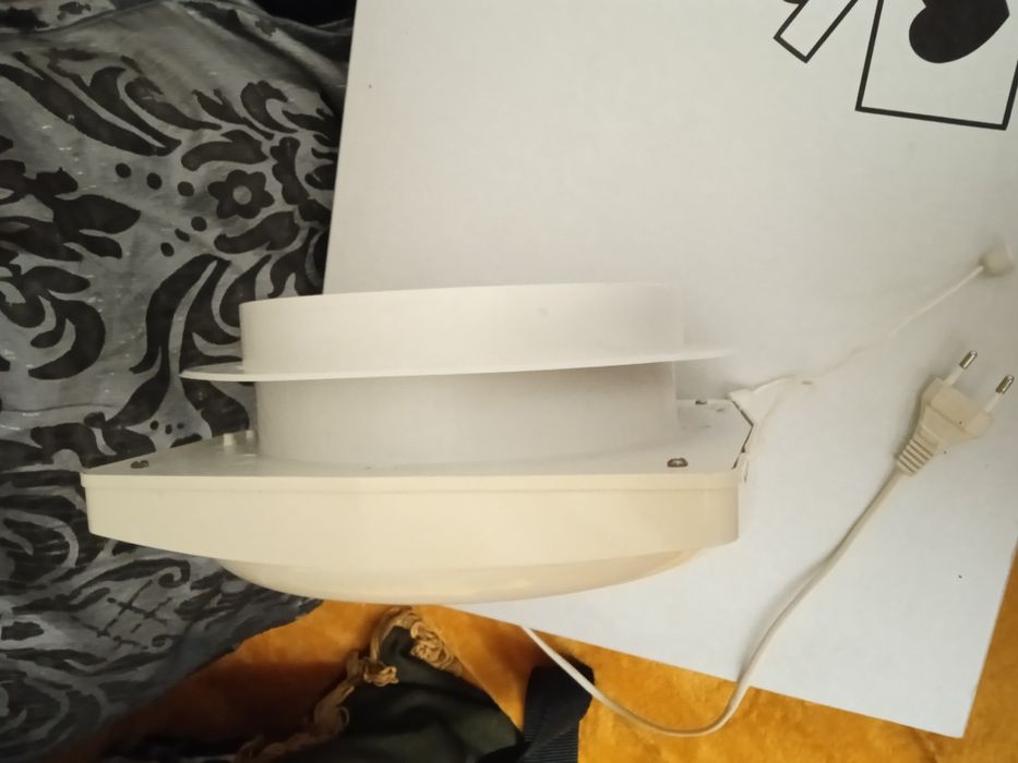 Продам вентилятор-вытежка!