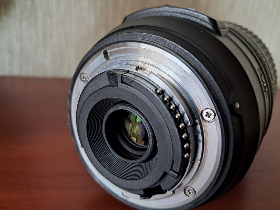 Продам Nikkor af-s 55-300 vr