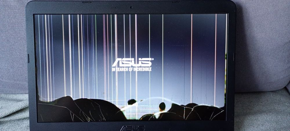 Laptop Asus E402s