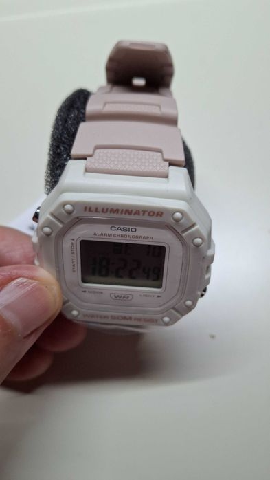 Часы наручные CASIO.