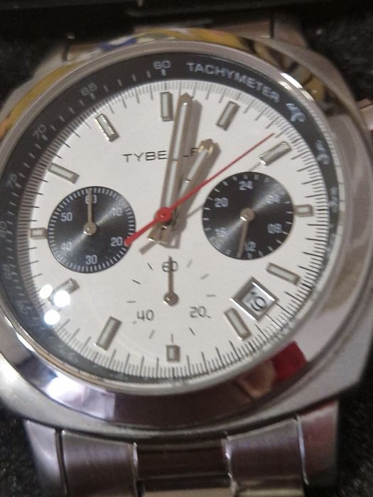 Relógio de luxo excelente exemplar, oportunidade única.