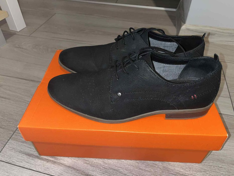Buty męskie rozm 42 czarny nubuk