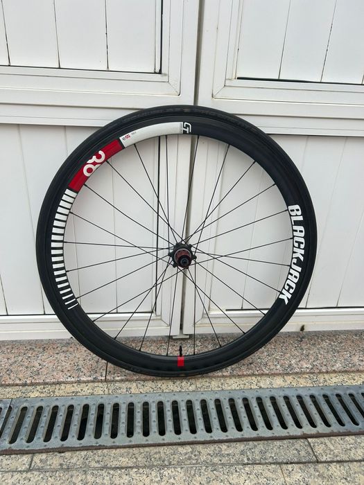 Rodas ciclismo todas em carbono com pneus boion