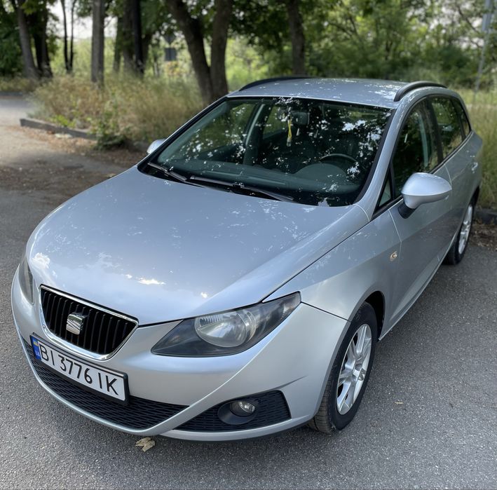 Seat ibiza 2011 рік