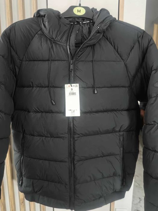 Sprzedam Kurtkę czarną  Croop -rozmiar S