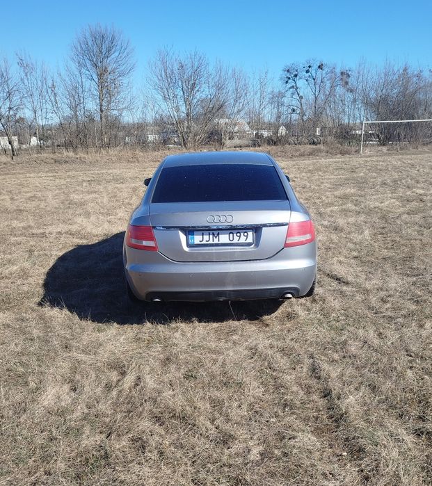 Ауді А6С6 Кватро для військових